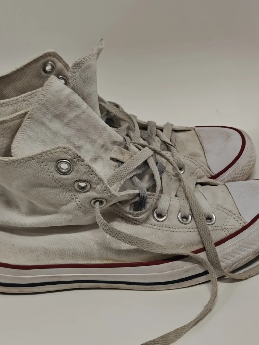 Converse Chuck Taylor All Star Low Top White Women 8.5 Men 6.5 Canvas Sneakers